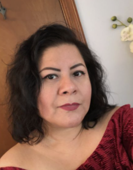 <em>Claudia B.</em>